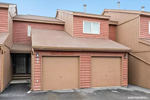 10218 Jamestown Dr # 3E, Anchorage, AK 99507