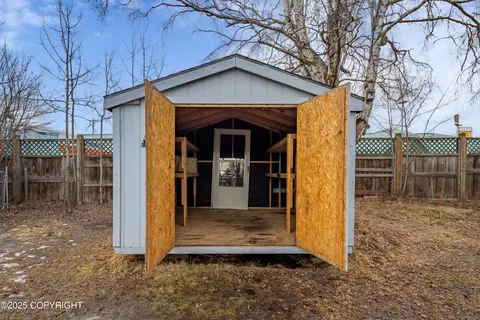 4432 Wright St, Anchorage, AK 99507 photo 9