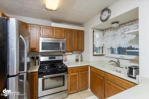 3830 E 80th Ave, Anchorage, AK 99507 photo 15