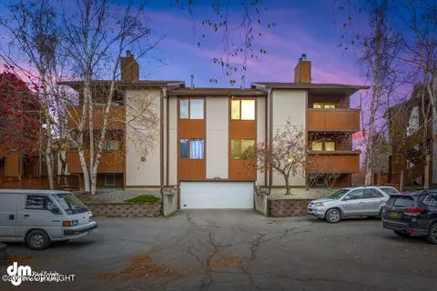 7321 Huntsmen Cir # 21F, Anchorage, AK 99518