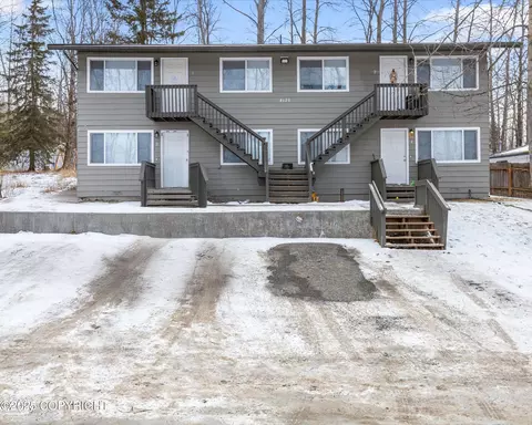 8620 Kluane Dr, Anchorage, AK 99504