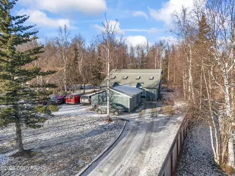 1611 E Dellwood St, Wasilla, AK 99654