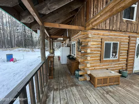 Exterior - 11855 N Wright Way, Sutton, AK 99674 photo 8 of 9