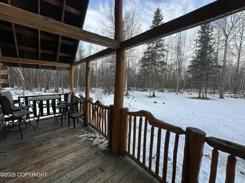 Exterior - 11855 N Wright Way, Sutton, AK 99674 photo 7 of 9