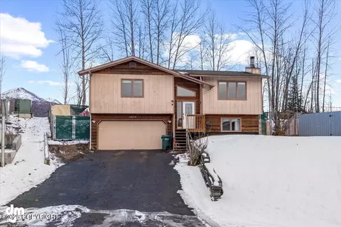 12513 Crested Butte Dr, Eagle River, AK 99577