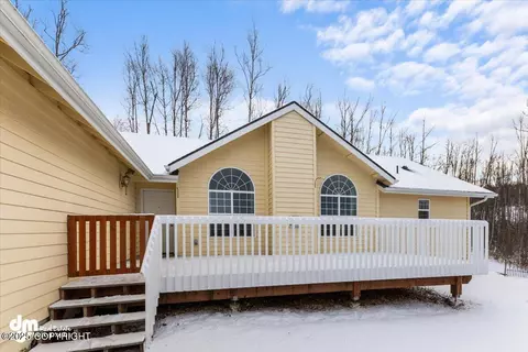 6229 W Dandy Cir, Wasilla, AK 99623