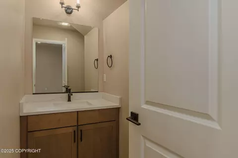 Bath - 1594 E Hidden Ranch Loop, Palmer, AK 99645 photo 1 of 4