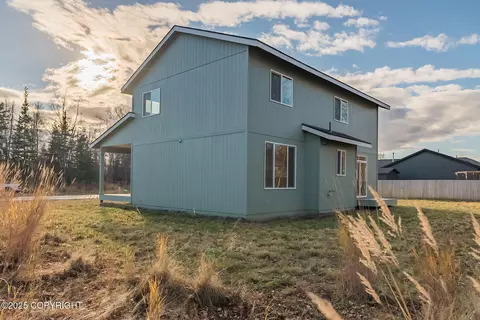 Exterior - 1594 E Hidden Ranch Loop, Palmer, AK 99645 photo 3 of 6