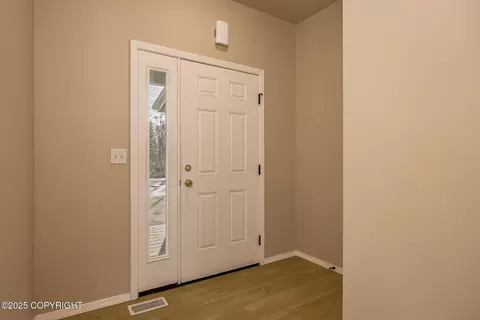 Entry Way - 1594 E Hidden Ranch Loop, Palmer, AK 99645 photo 2 of 2