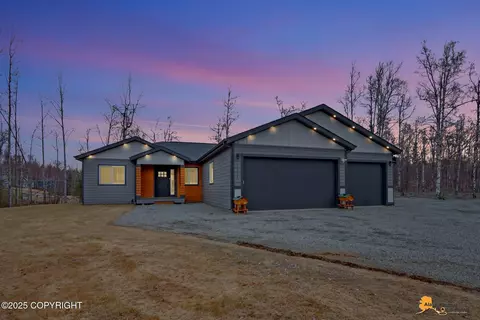 1101 N Craig Stadler Loop, Wasilla, AK 99623