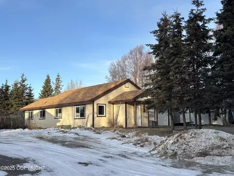 1119 Second St, Kenai, AK 99611