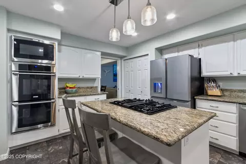 7461 Setter Dr, Anchorage, AK 99502 photo 12