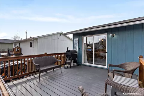 Exterior - 12253 Keystone Pl, Eagle River, AK 99577 photo 4 of 9