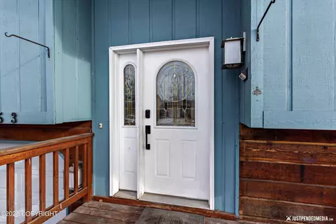 Entry Way - 12253 Keystone Pl, Eagle River, AK 99577 photo 1 of 4