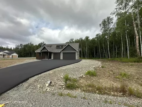 9705 E Ariel Dr, Palmer, AK 99645
