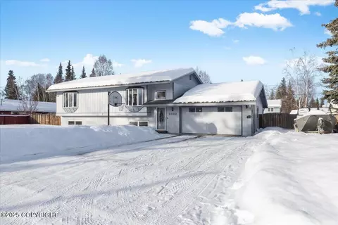 2022 Hilling Ave, Fairbanks, AK 99709