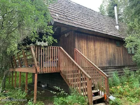 1701 Cedar Cir, Dillingham, AK 99576