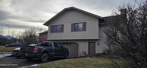 18306 Gavin Cir, Eagle River, AK 99577
