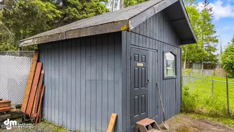 807 E 74th Ave, Anchorage, AK 99518 photo 38