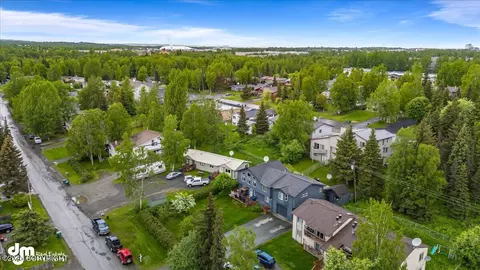 807 E 74th Ave, Anchorage, AK 99518 photo 47