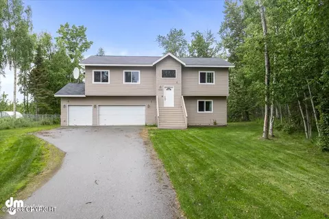 7040 S Brimstone Dr, Wasilla, AK 99623