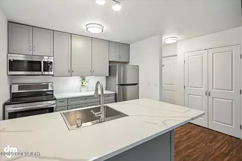 10260 Jamestown Dr # A-13, Anchorage, AK 99507