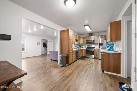 1115 E 17th Ave, Anchorage, AK 99501 photo 13