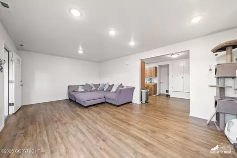 1115 E 17th Ave, Anchorage, AK 99501 photo 10