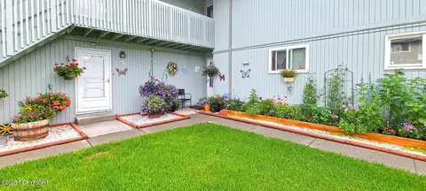 160 Grand Larry St # D3, Anchorage, AK 99504