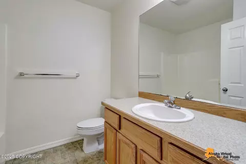 5415 E 26th Ave # D, Anchorage, AK 99508 photo 18