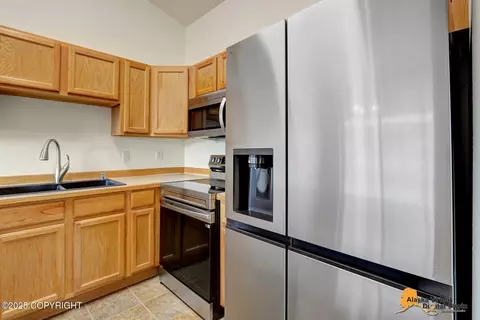 5415 E 26th Ave # D, Anchorage, AK 99508 photo 6