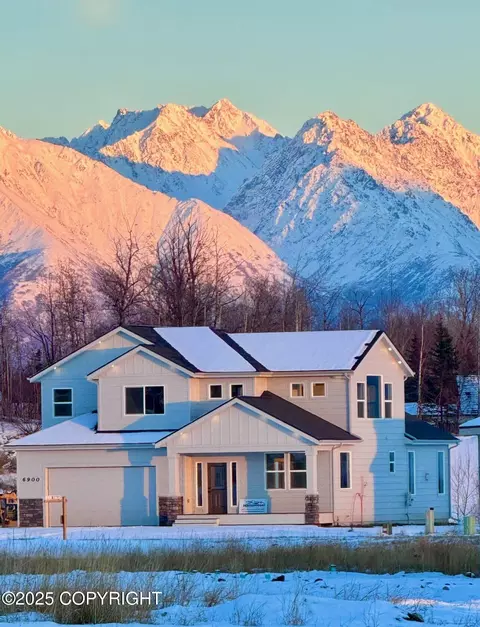 6900 E Preservation Dr, Palmer, AK 99645