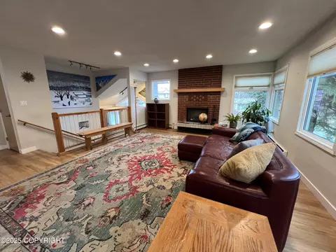 Living - 1820 E 24th Ave, Anchorage, AK 99508 photo 2 of 12