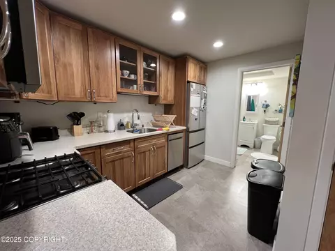 Kitchen - 1820 E 24th Ave, Anchorage, AK 99508 photo 7 of 7