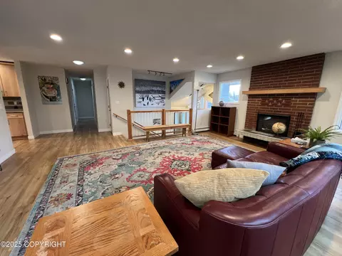 Living - 1820 E 24th Ave, Anchorage, AK 99508 photo 7 of 12