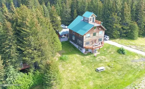 61421 Florence Martin Ct, Homer, AK 99603