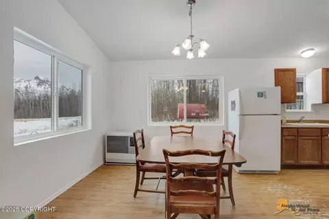 Dining - 24220 E Bannon Way, Sutton, AK 99674 photo 1 of 1