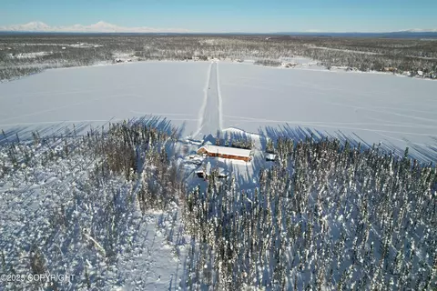 25086 W Field Ave, Willow, AK 99688