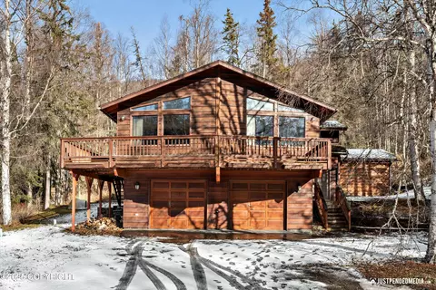 10619 Tradition Ave, Eagle River, AK 99577