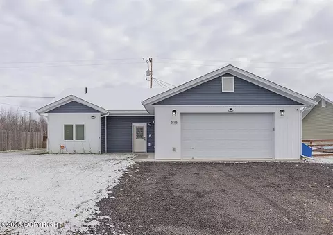 2652 War Eagle Ct, North Pole, AK 99705