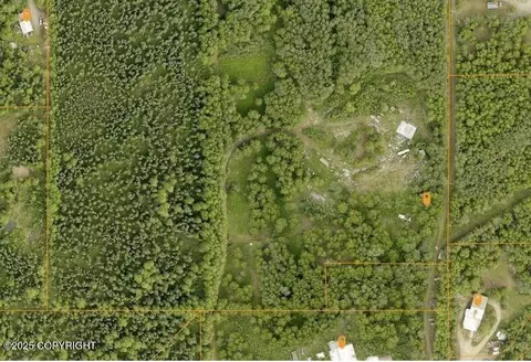 358 Old Chatanika Trl, Fairbanks, AK 99712