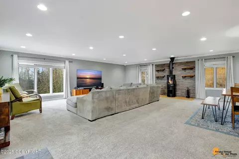 Living - 18812 Upper Skyline Dr, Eagle River, AK 99577 photo 2 of 6