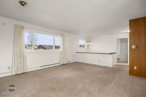 Living - 7310 E 17th Ave, Anchorage, AK 99504 photo 2 of 6
