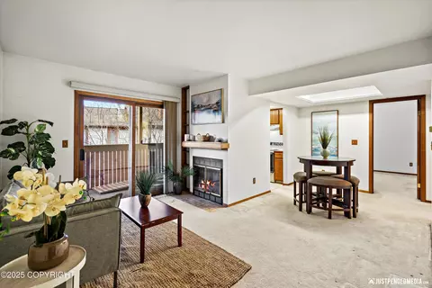 7202 Foxridge Cir # 12G, Anchorage, AK 99518