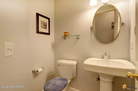 4051 Winchester Loop, Anchorage, AK 99507 photo 18