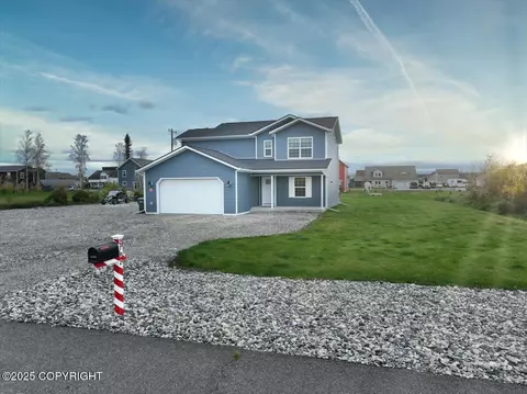 2792 W Third Ave, North Pole, AK 99705