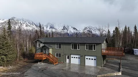 4261 S Erika Cir, Palmer, AK 99645