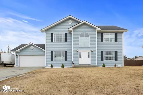 271 W Redoubt Ave, Soldotna, AK 99669