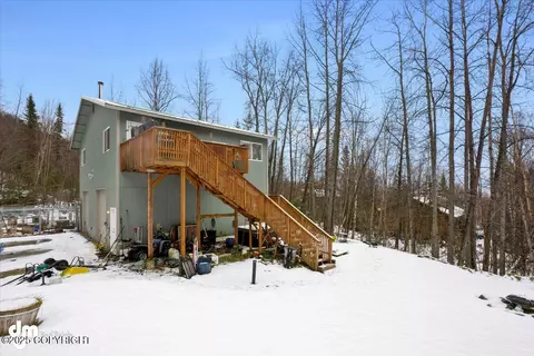 Exterior - 20501 Laughlin St, Chugiak, AK 99567 photo 7 of 8