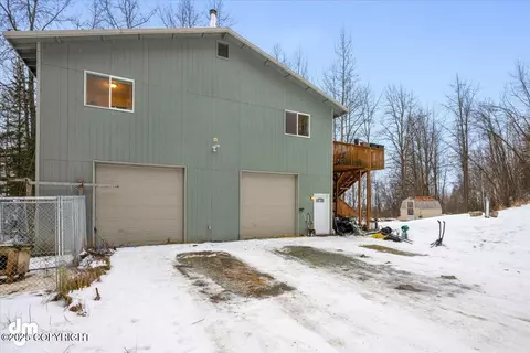 20501 Laughlin St, Chugiak, AK 99567